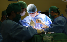 Tưởng mệt mỏi thông thường hóa ra u màng não to như quả trứng gà