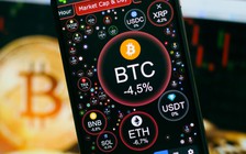 Giá Bitcoin hôm nay 2.12.2025: Thị trường đỏ lửa, Nhật Bản áp thuế 20% trên lợi nhuận