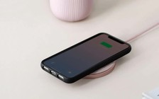 Sạc có dây vẫn 'ăn đứt' dù sạc không dây tiện lợi hơn