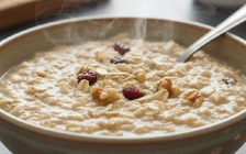 Ăn yến mạch mỗi sáng giúp giảm cholesterol bằng cách nào?