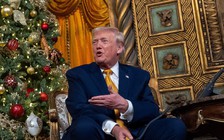 Đêm Giáng sinh, ông Trump hứa không để 'ông già Noel xấu xa' đến Mỹ