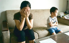 Dạy con thời AI: 'Đánh thì ân hận, im lặng thì bế tắc'