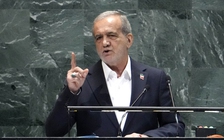 Tổng thống Iran bất ngờ tuyên bố đang chiến tranh toàn diện với Israel, Mỹ, châu Âu