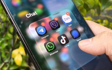 Điều khoản của mạng xã hội quốc tế khác gì cách Zalo triển khai?