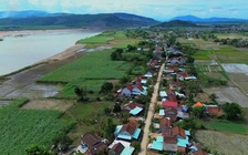 Vùng rốn lũ dưới 'họng' 2 thủy điện