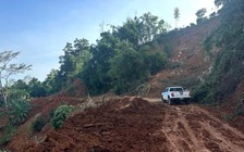 Thông xe đèo Gia Bắc sau 5 ngày tê liệt do sạt lở