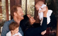 Các con của Hoàng tử Harry sắp đoàn tụ với ông nội là Vua Charles III