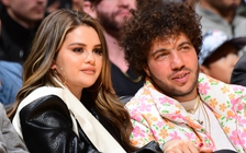 Selena Gomez thấy lẻ loi suốt nhiều năm cho đến khi yêu Benny Blanco