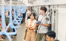 Người được miễn, giảm giá vé metro cần mang giấy tờ gì?