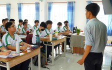 Giáo viên 'sốt ruột' khi học sinh 12 loay hoay với chuyện dạy thêm, học thêm