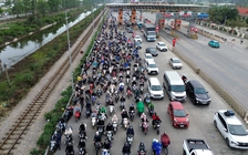 Ùn tắc nghiêm trọng trên tuyến đường vào Hà Nội ngày cuối kỳ nghỉ tết