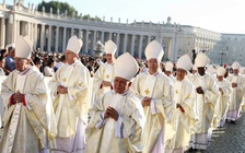 Mật nghị bầu Giáo hoàng diễn ra thế nào?