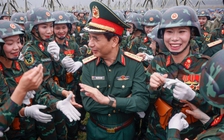 Mong ước được bắt tay, chụp ảnh cùng đại tướng Phan Văn Giang của nữ chiến sĩ