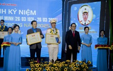 Đại úy công an và cuộc cách mạng 'bình dân học vụ số' cho người dân