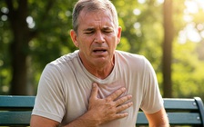 Bác sĩ 24/7: Thời tiết nắng nóng, người bệnh tim cần lưu ý gì?