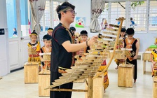 Thầy giáo dùng video Bắc Bling, đàn T'rưng để dạy về bình đẳng giới