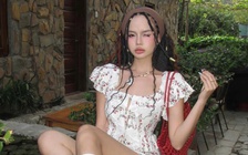 Phối đồ ngày hè thêm cuốn hút với họa tiết hoa lá nổi bật