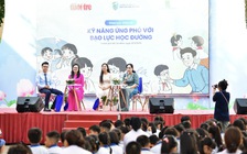 Chuyên gia tâm lý khuyên phụ huynh học sinh dành thời gian cho con