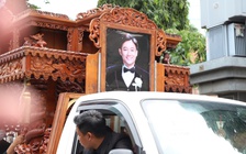 Lê Phương viếng nghệ sĩ Quý Bình, gia đình nghẹn ngào nói lời từ biệt