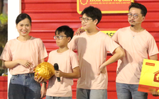 Hai con trai Lâm Vỹ Dạ dùng hết tiền tiết kiệm hỗ trợ trẻ mồ côi