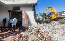 Nổ lớn tại nhà máy pháo hoa lậu, hơn 20 người chết