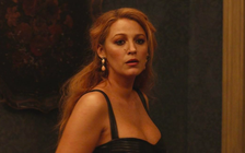 Blake Lively bị ép đóng cảnh 'gần như khỏa thân'?