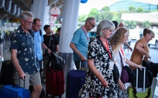 Mẫu NA17 dùng để khai báo tạm trú cho ai?