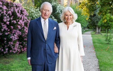 Hoàng hậu Camilla chia sẻ bí quyết hôn nhân kéo dài 20 năm với Vua Charles III