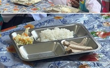 Bữa ăn bán trú 'không ổn': Phụ huynh đến kiểm tra không cần phải báo trước