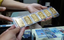 Vàng thế giới tăng vọt lên mức cao lịch sử
