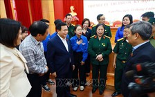 Đoàn đại biểu Quốc hội tỉnh Quảng Ninh tiếp xúc cử tri trước Kỳ họp thứ 9