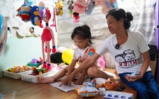 Bà ngoại thất nghiệp chăm cháu mồ côi ở TP.HCM: Mong có mái ấm cưu mang