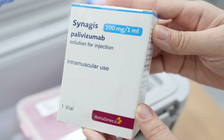 Tiêm kháng thể đơn dòng phòng lây nhiễm vi rút hợp bào hô hấp