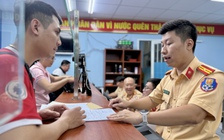 Không đổi được bằng lái xe vì hệ thống chưa xử lý lỗi cũ: CSGT nói gì?