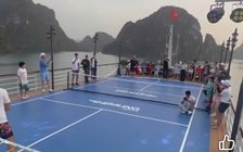 Xác minh vụ chơi pickleball trên boong tàu du lịch vịnh Hạ Long