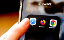 Safari hiện lịch sử tìm kiếm sau cập nhật iOS 18.4.1