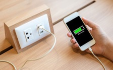 Sạc từ ổ cắm USB âm tường có nhanh hơn củ sạc thường?