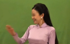 Nữ MC gây bức xúc khi phát ngôn 'rất phiền' vì diễu binh gây kẹt xe