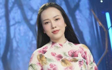 Ca sĩ bolero Quang Như Ý ở nhà thuê, đi xe công nghệ giữa tin cặp đại gia