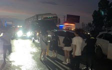 Tai nạn liên hoàn giữa 12 ô tô trên cao tốc Nội Bài - Lào Cai