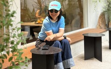 Quần jeans ống đứng và giày bệt: sang xịn, mát mẻ trong mùa hè