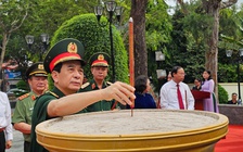 Đại tướng Phan Văn Giang dự khánh thành công viên tượng đài Anh hùng liệt sĩ Võ Thị Sáu