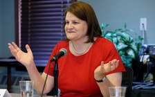 Tranh cãi xung quanh vụ FBI bắt giữ thẩm phán hỗ trợ di dân