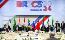 “Canh bạc” của nhóm BRICS