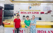 Chủ tiệm vàng chuyển nhầm 115 triệu và hành động bất ngờ của cặp vợ chồng