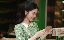 Váy sơ mi giản đơn mà đẹp xao xuyến