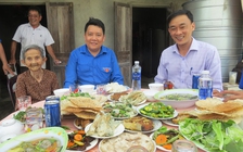 'Bữa cơm yêu thương' ấm lòng Mẹ Việt Nam anh hùng