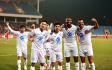 Lịch thi đấu vòng 17 V-League: Cuộc đua nghẹt thở, hai đầu bảng xếp hạng đều căng