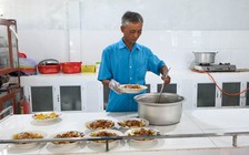 Chuyện tử tế: Bếp ăn từ thiện ở ngôi trường vùng sâu