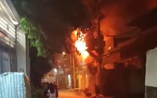 Cháy nhà ở Tân Phú khi vợ chồng đi ăn sáng